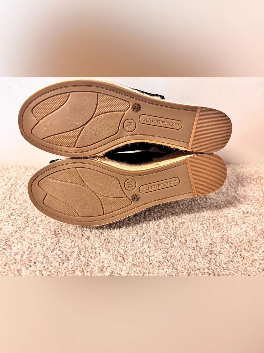 Liz Claiborne Hardie Black Wedge Espadrille Size 7 NWOB